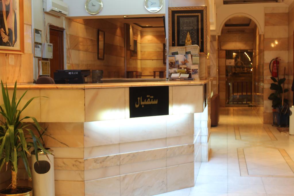 Royal Hotel Suites Jiddah Esterno foto