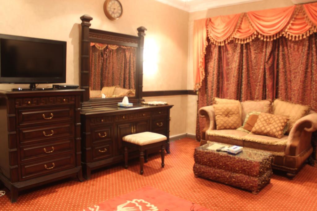 Royal Hotel Suites Jiddah Esterno foto